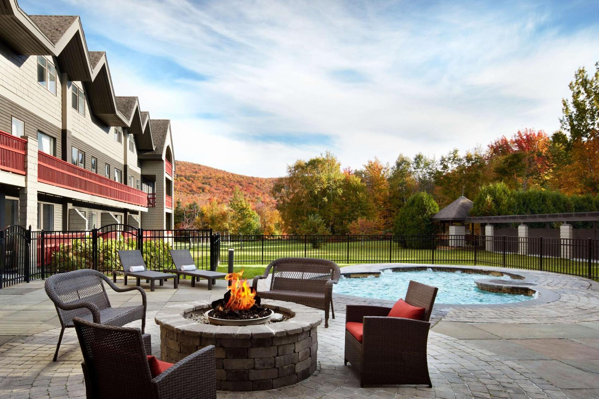 Killington Mountain Lodge, Tapestry Collection By Hilton Exterior foto
